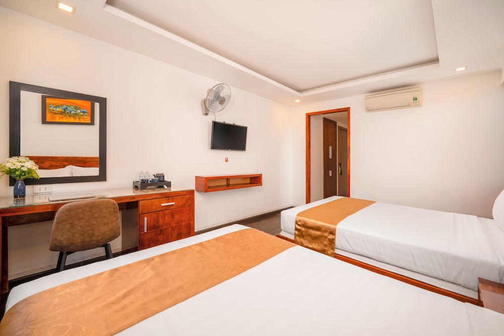 Grand Sunrise Hotel 16/100