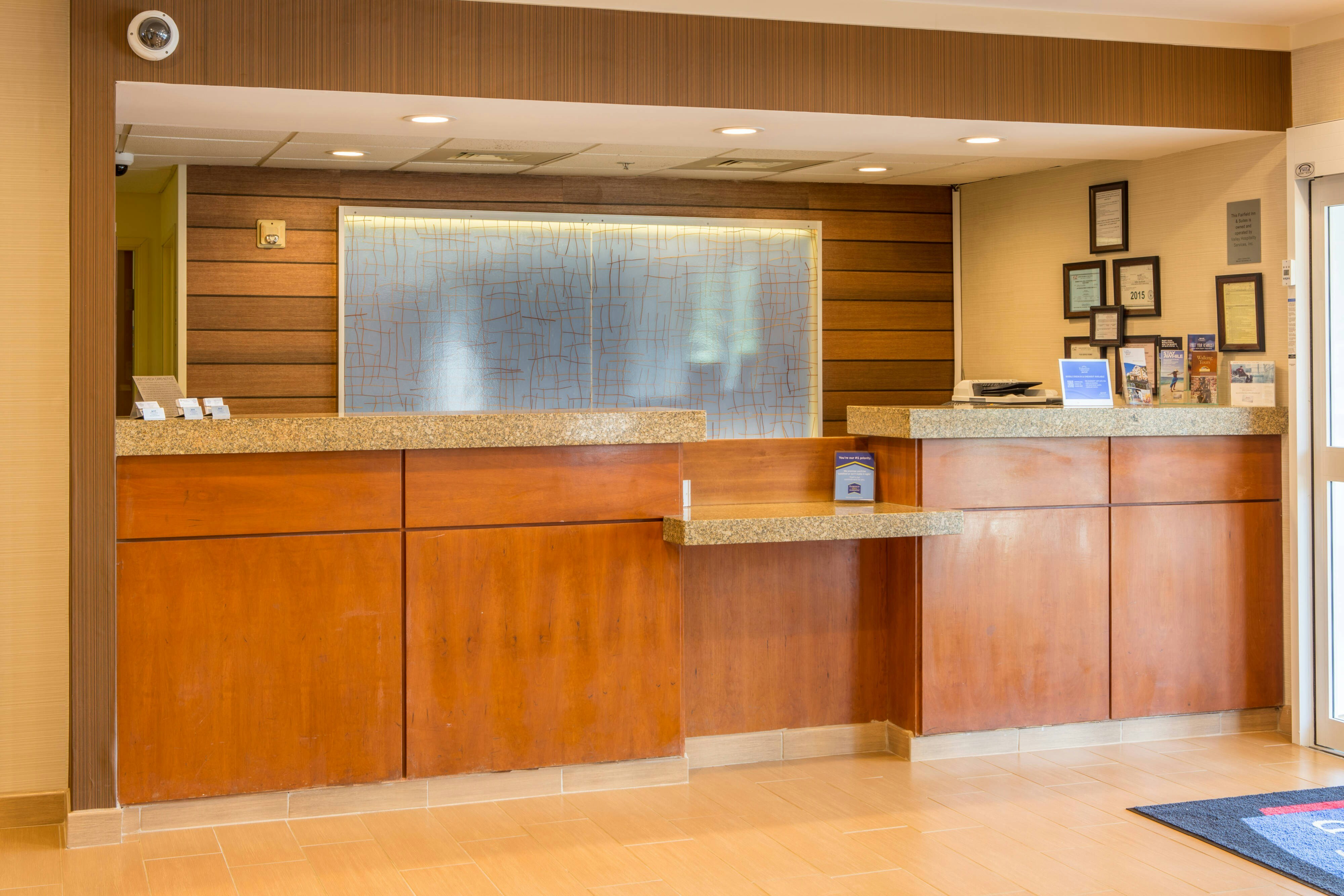 Fairfield Inn And Suites Columbus 3/12