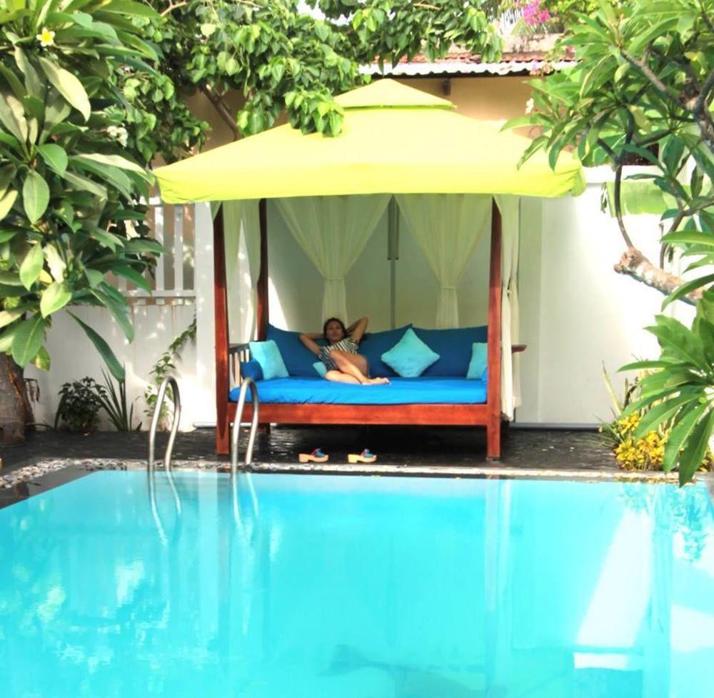 swimming pool spa