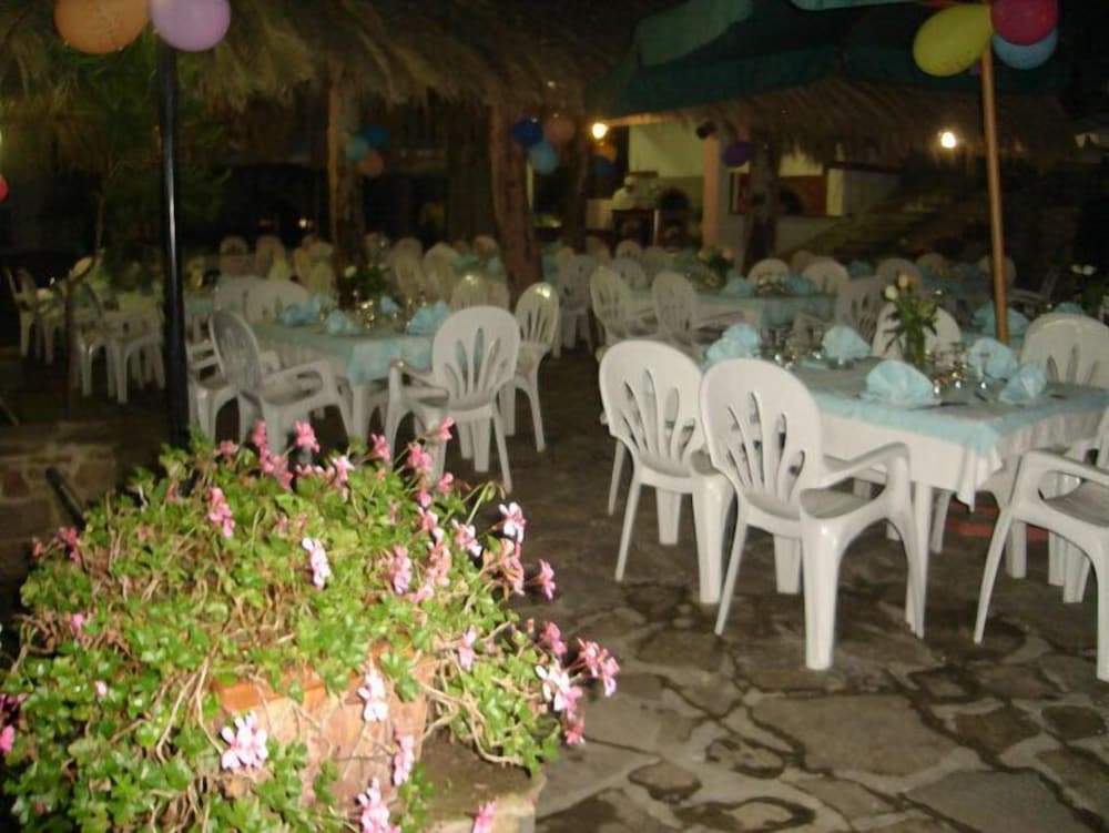 Eden Hotel 37/39