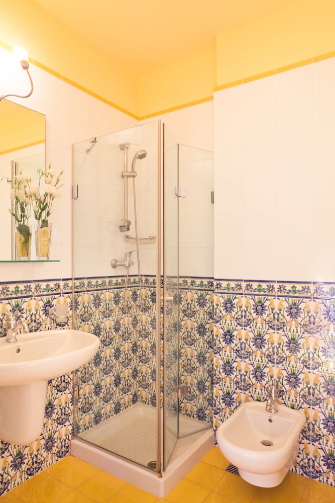 Hotel Torre Bennistra 48/50