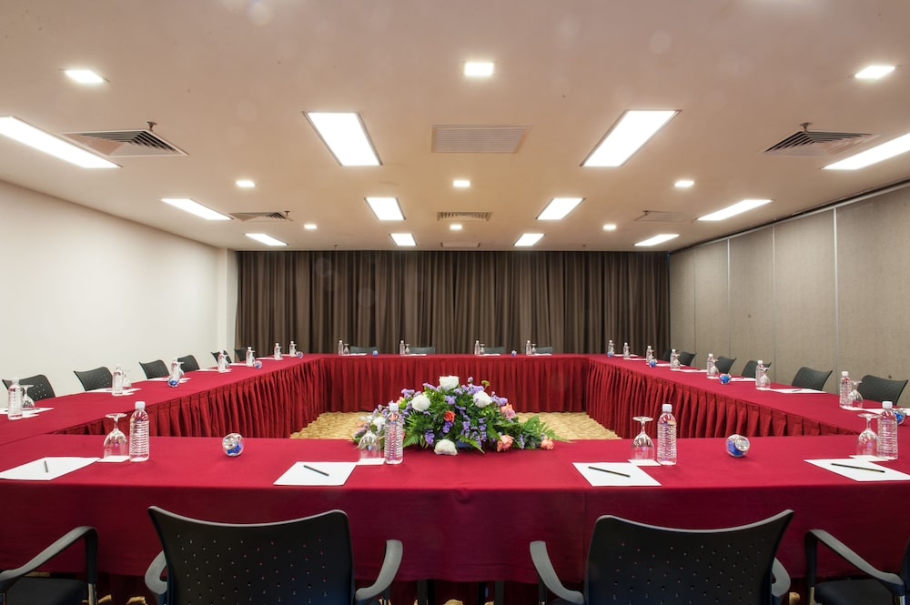 Pan Borneo Hotel Kota Kinabalu 54/66