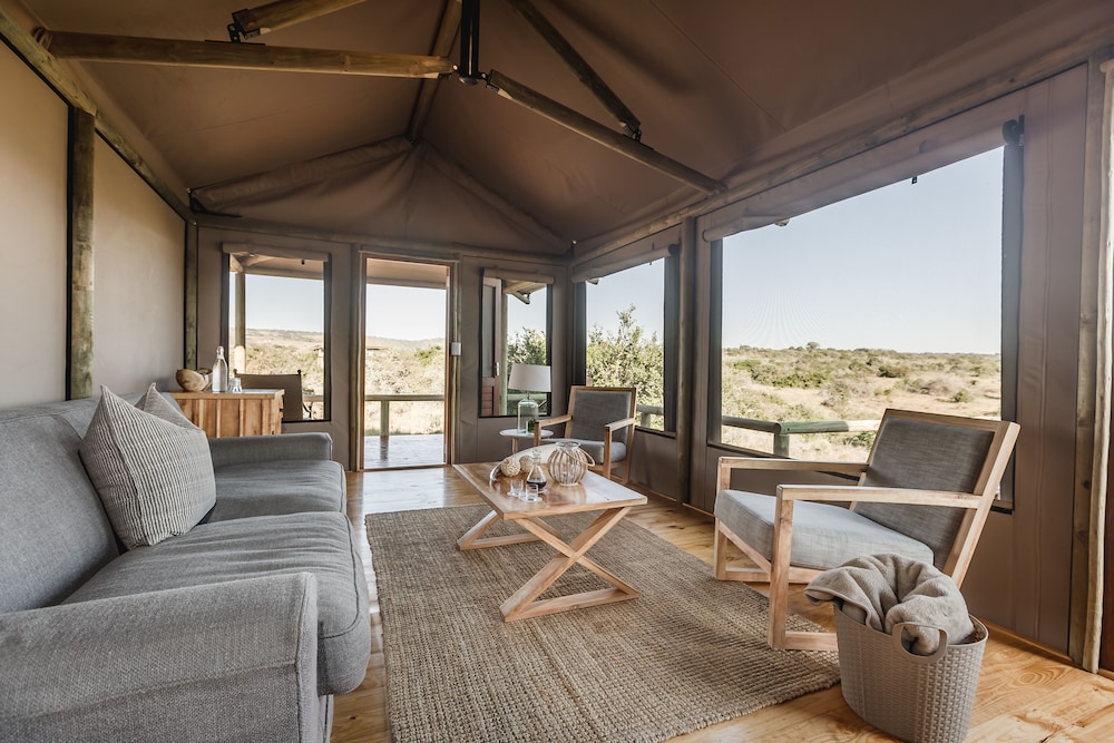 Hlosi Game Lodge 38/73