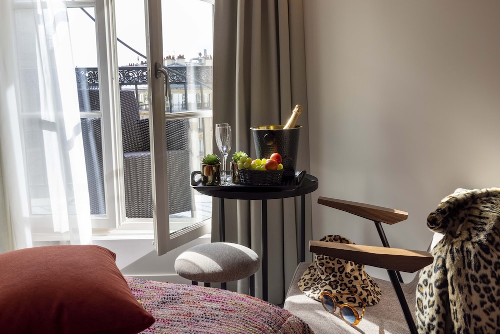 Le 12 Hotel 31/50