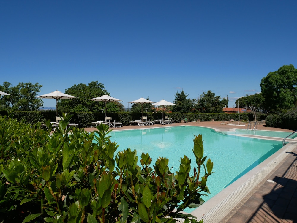 Borgo Etrusco S.P.A. 15/35