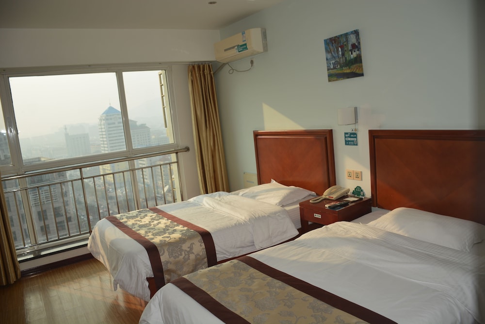 GreenTree Inn Weihai Huancui District Liugong Island Wharf Qingdao North Road Express Hotel 13/45