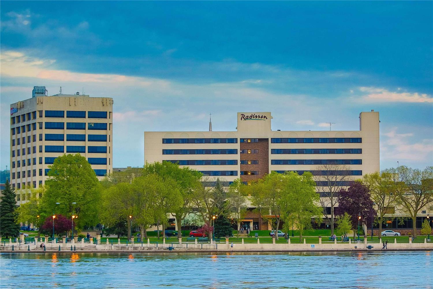 Radisson Hotel La Crosse 63/63