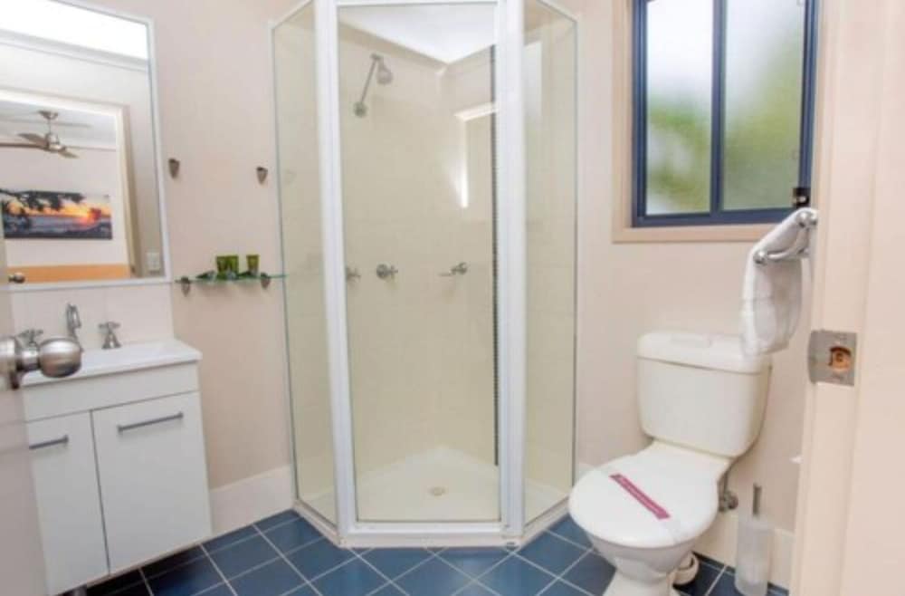 2 BEDROOMS, SUPERIOR, CABIN