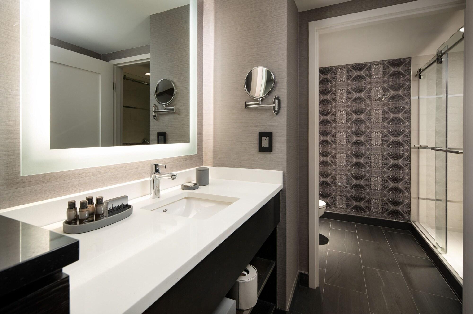 1 Bedroom, Chic, Suite