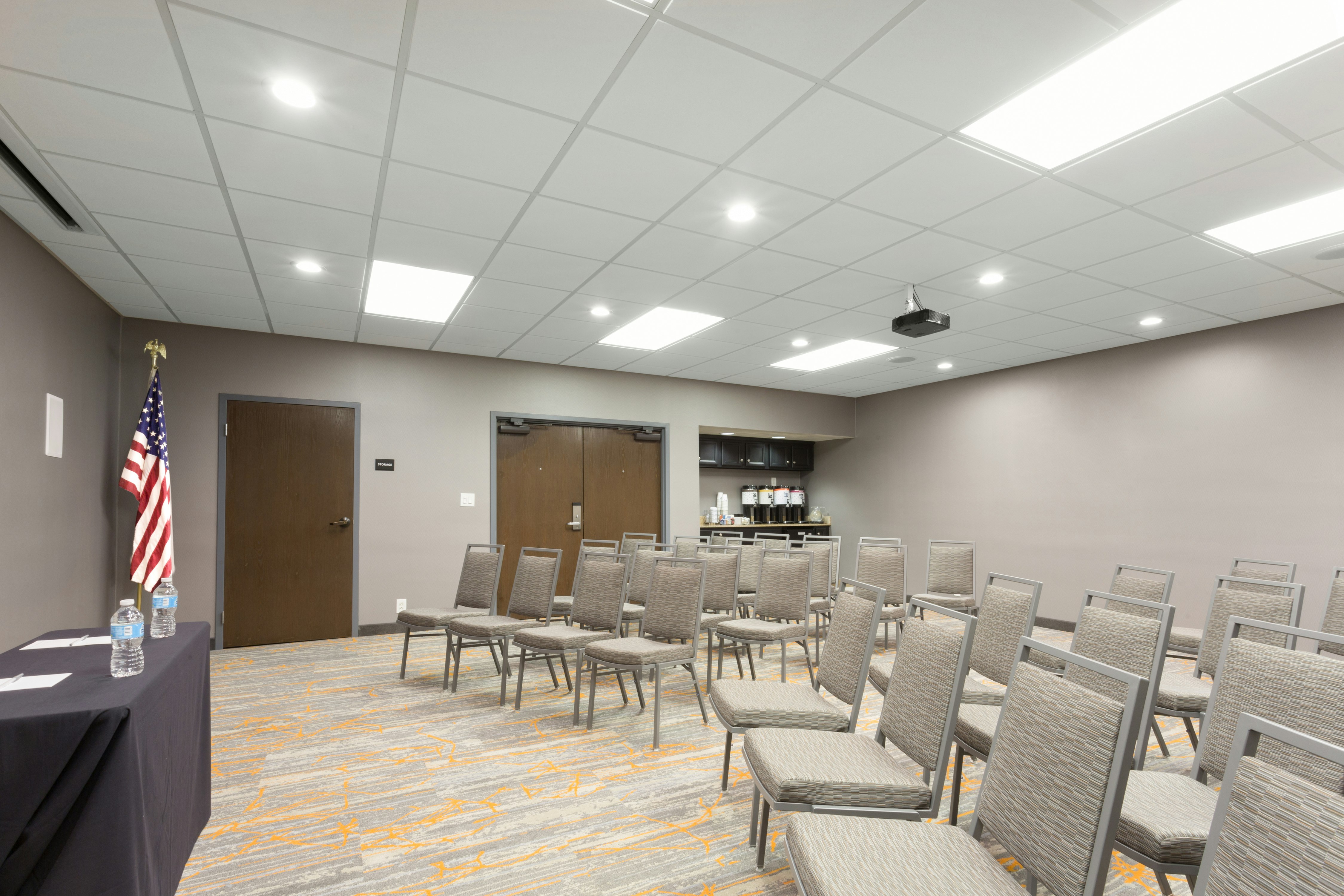 Hampton Inn Pittsburgh-West Mifflin 23/33