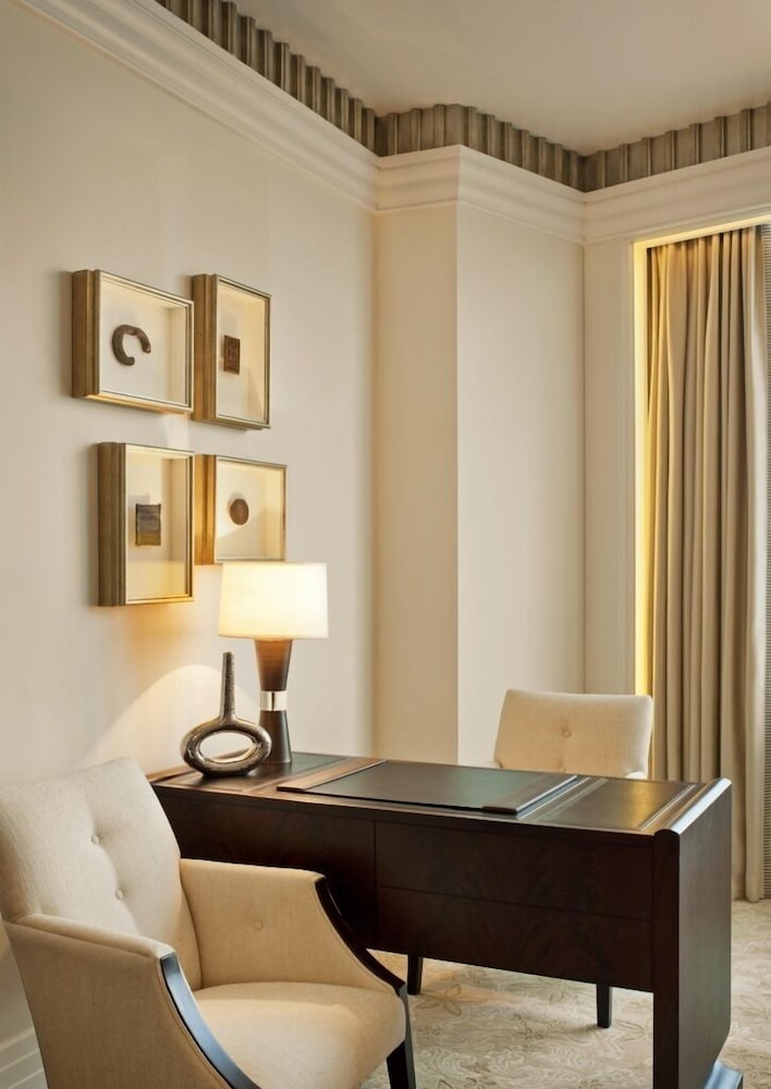 The St Regis Abu Dhabi 50/85