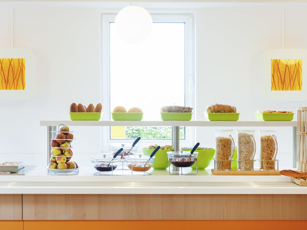 Ibis Budget Brussels Airport 23/34