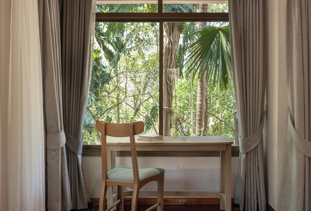 Sappraiwan Elephant Resort & Sanctuary 32/50