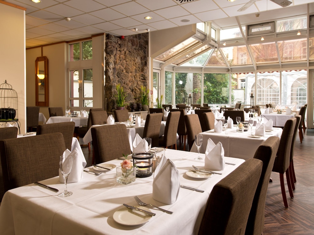Achat Hotel Neustadt An Der Weinstrasse 50/75