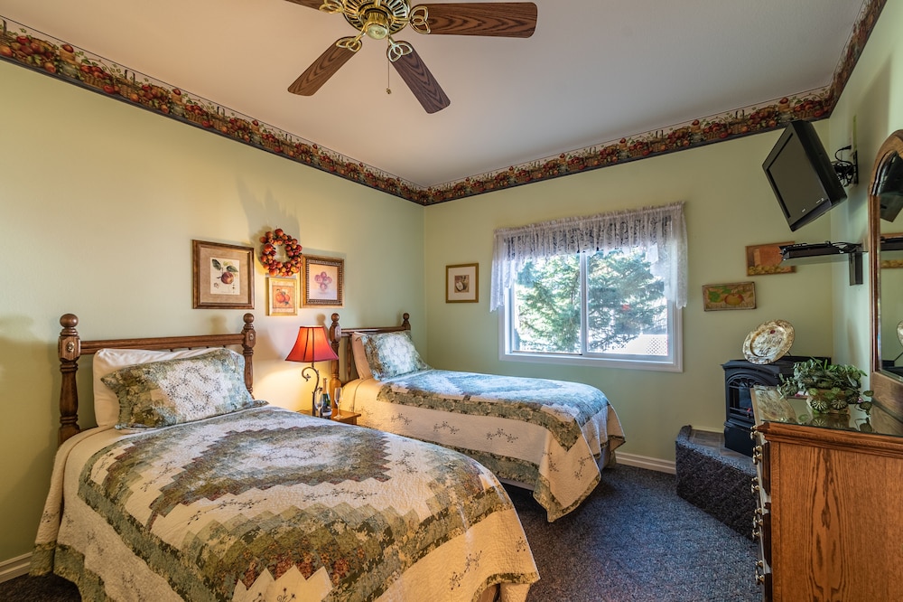 Apples Bed Breakfast 21/71