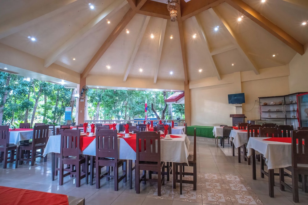 Almira Diving Resort 33/50