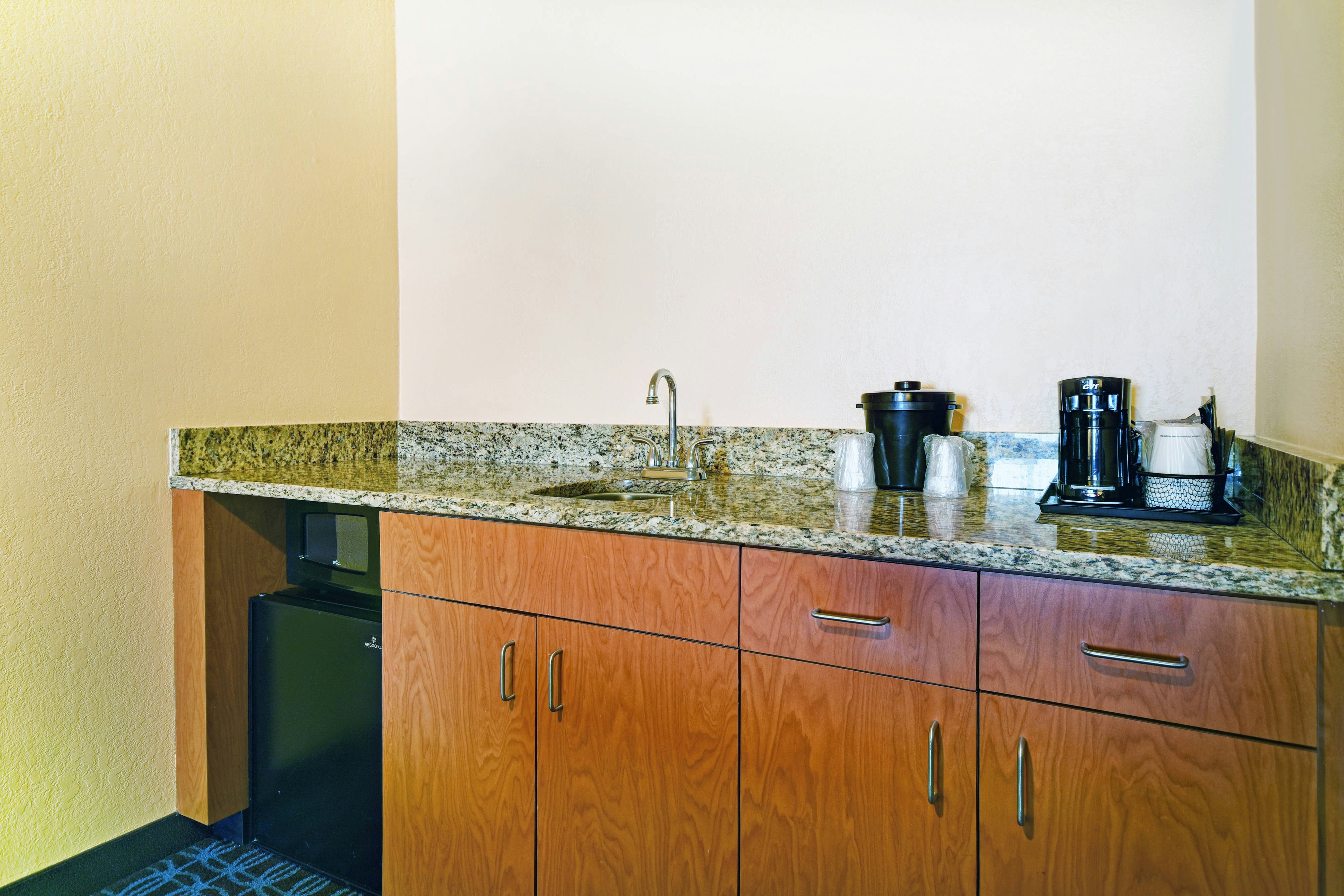 Fairfield Inn & Suites by Marriott Atlanta Vinings/Galleria 2/15