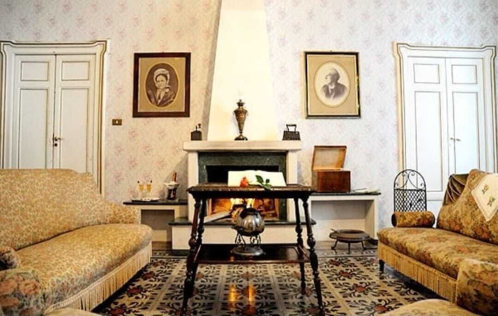 PALAZZO IL CAVALIERE B&B DE CHARME 39/68