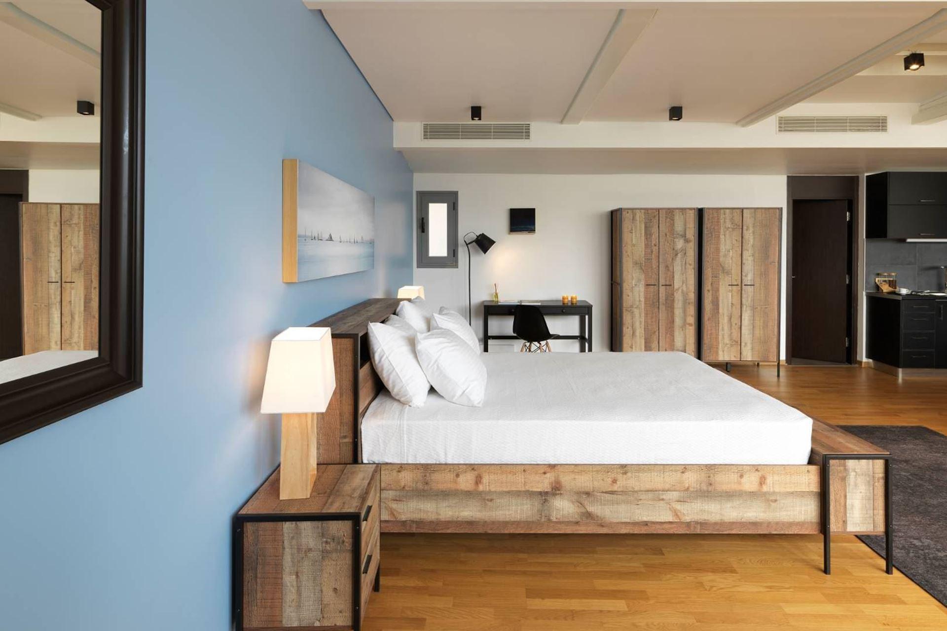Suite, Acropolis View
