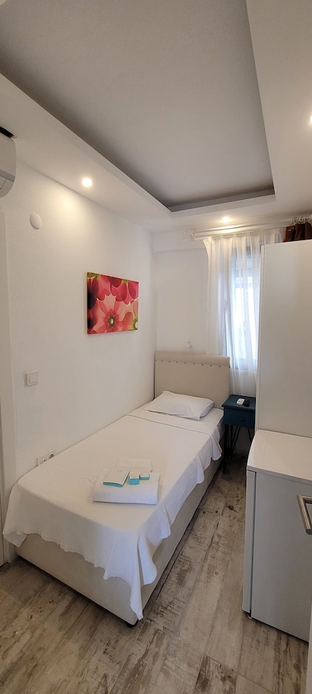 Tenes Otel 5/41