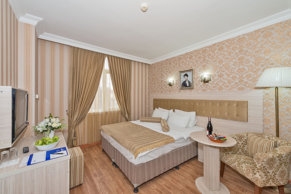 Fuar Hotel 24/50