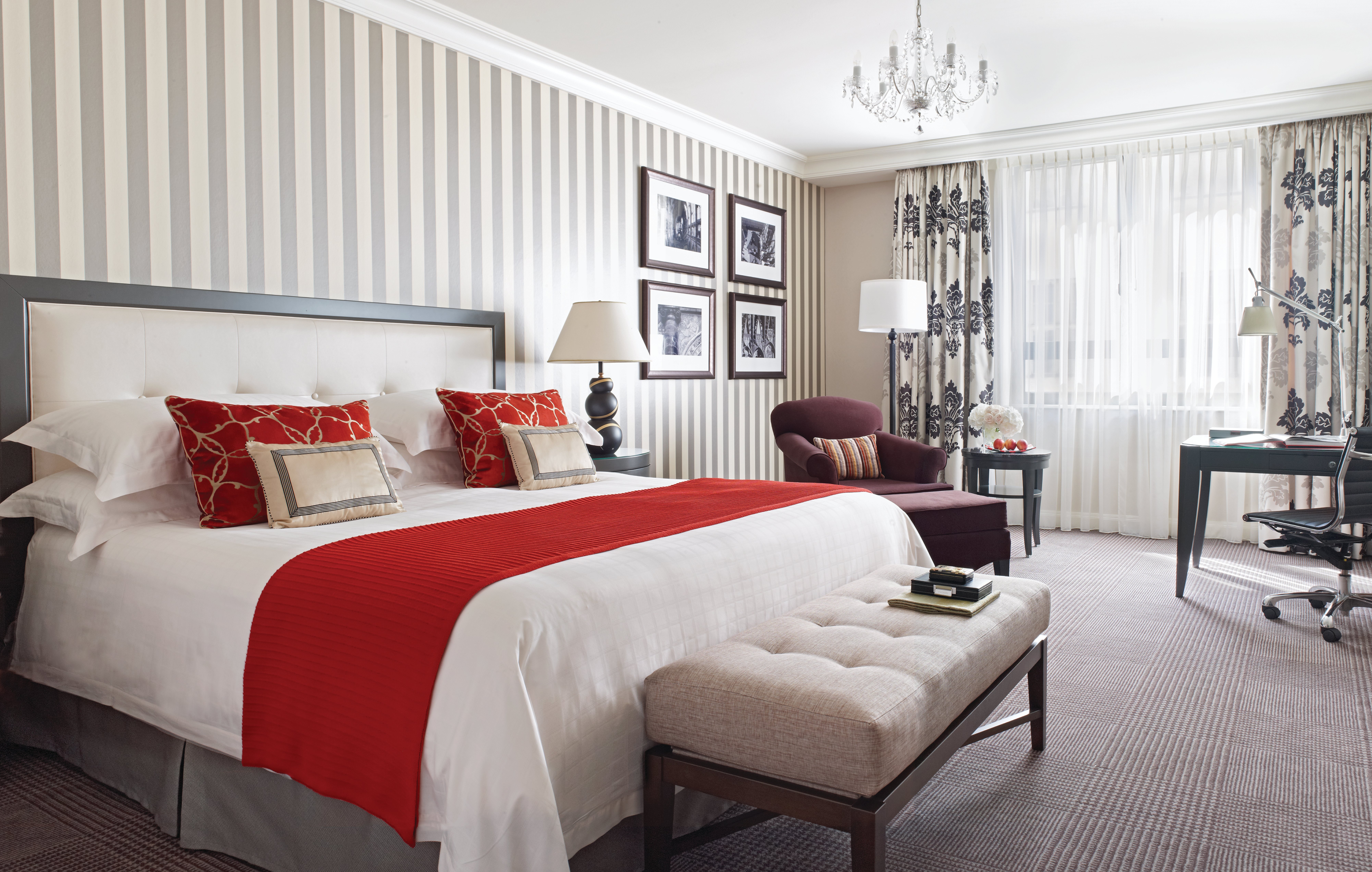 Modern, King Bed