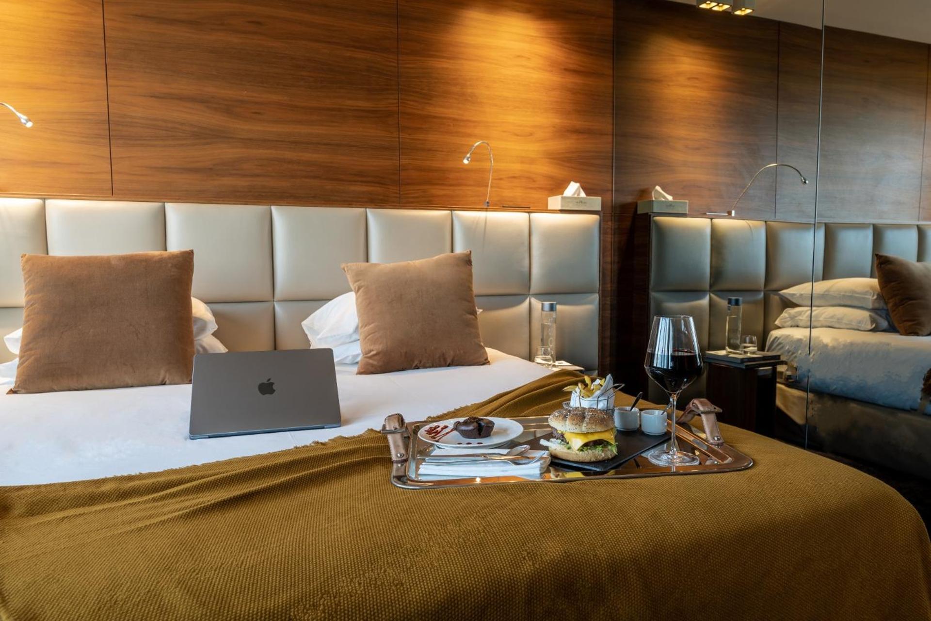 Howard Hotel Paris Orly Airport Ex Agil 7 Orly 38/54