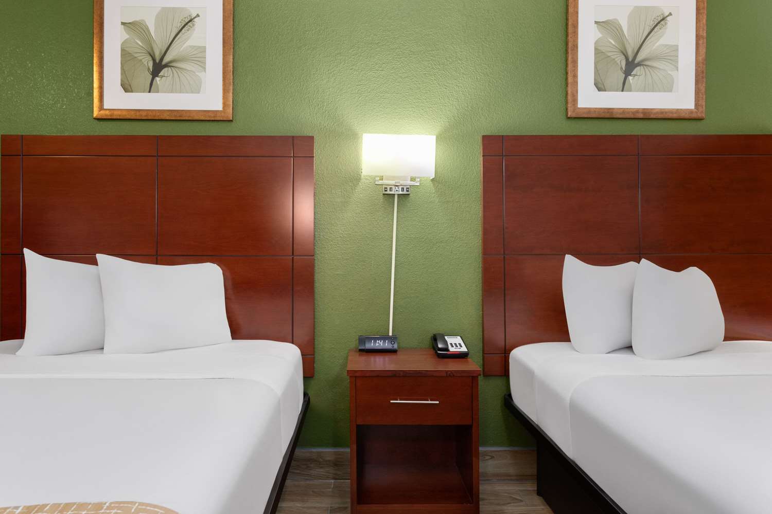 Travelodge Suites By Wyndham Lake Okeechobee 6/17