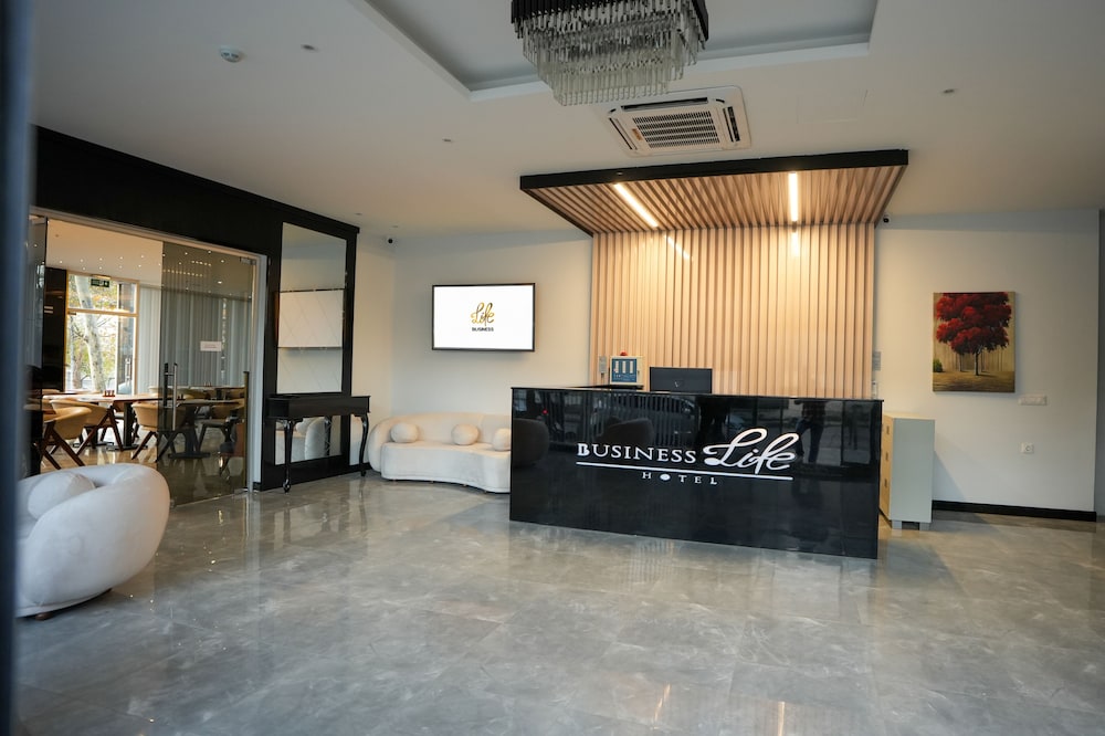 NEW MY WORLD HOTEL 6/50