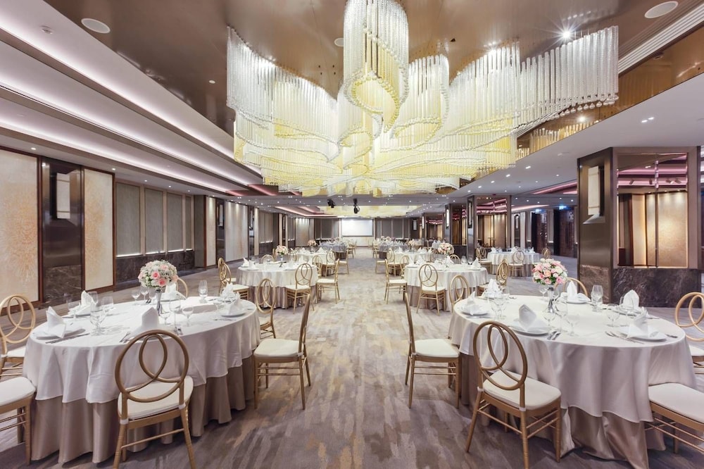 Rembrandt Hotel Bangkok (Sukhumvit Soi 18) 68/84