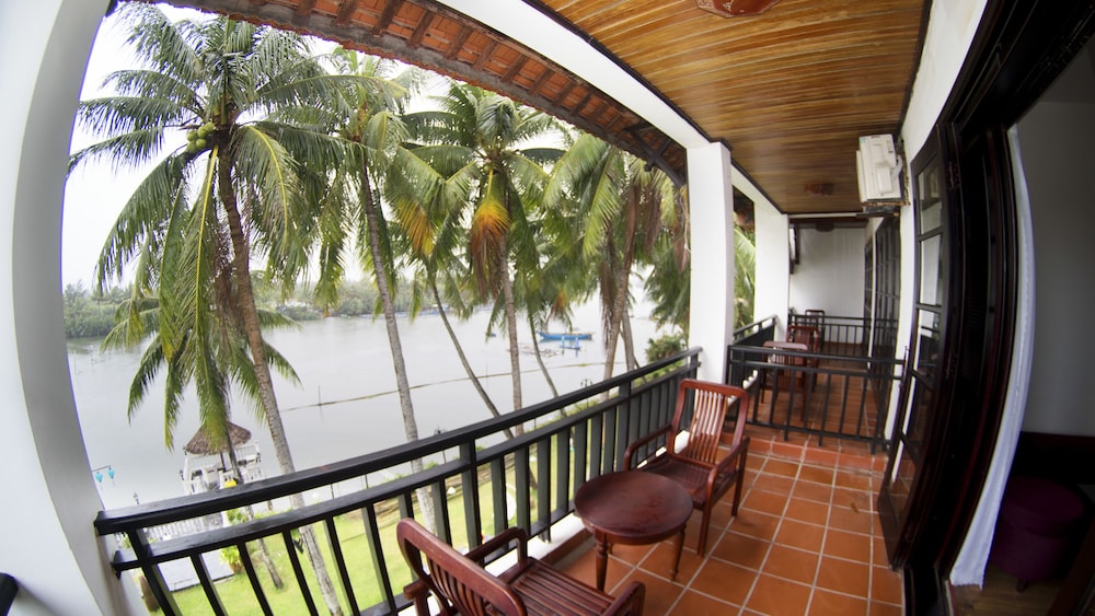 River Beach Resort and Residences 45/76