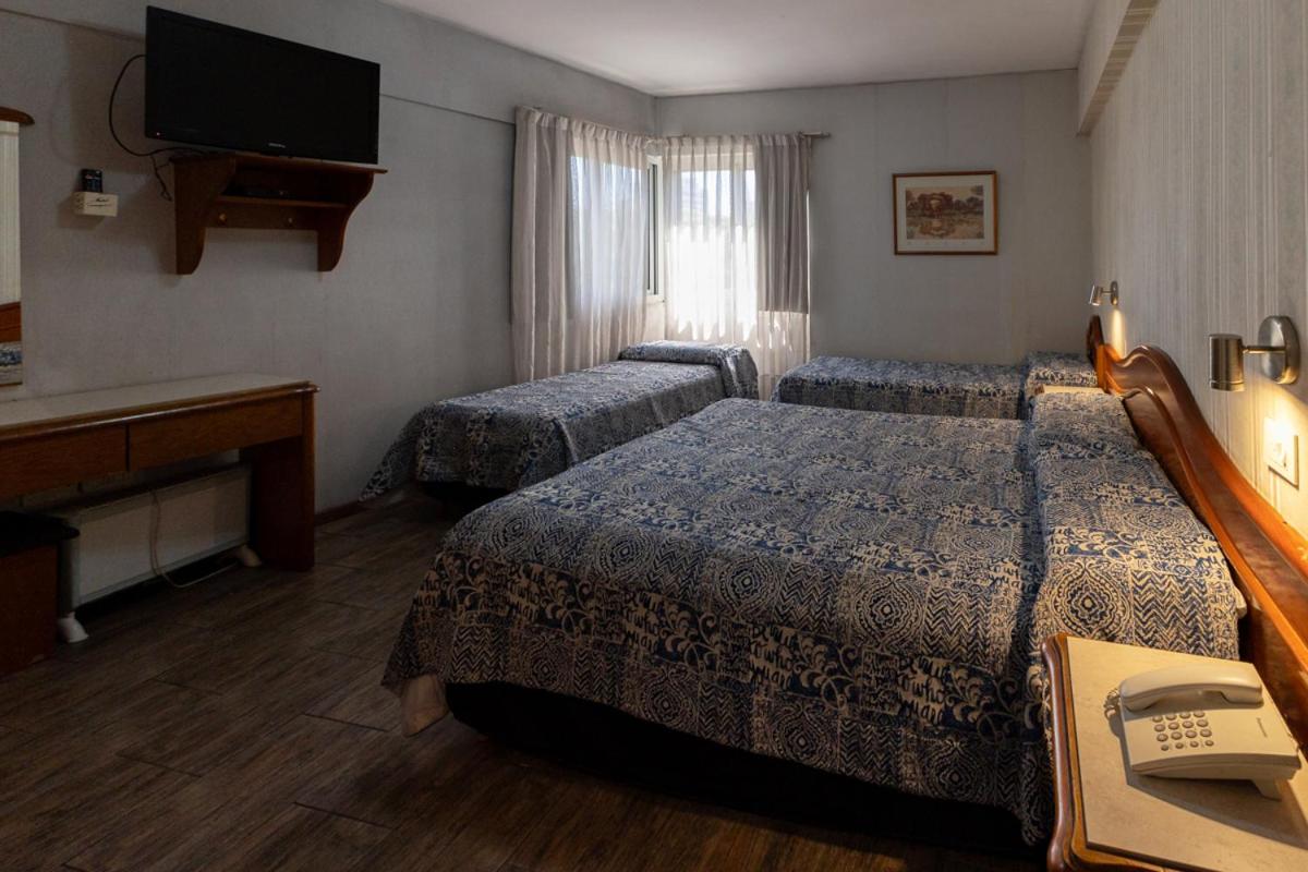 LUEY HOTEL 21/38
