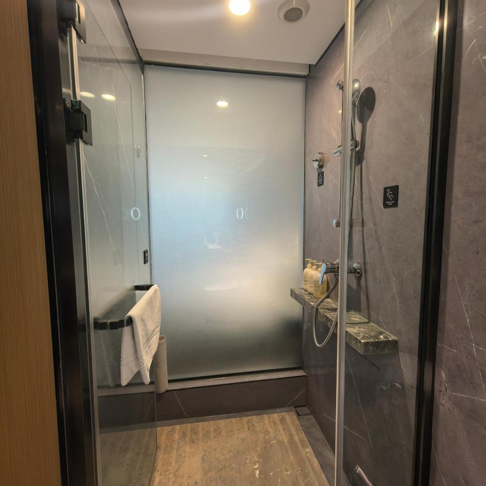 Atour S Hotel Wenshu Yuan Monastery Subway Station Chunxi Road 40/41