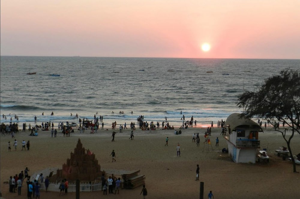 Calangute Residency 10/20