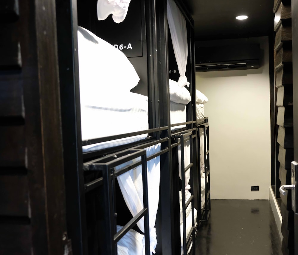 Kloem Hostel - Adults Only 25/67