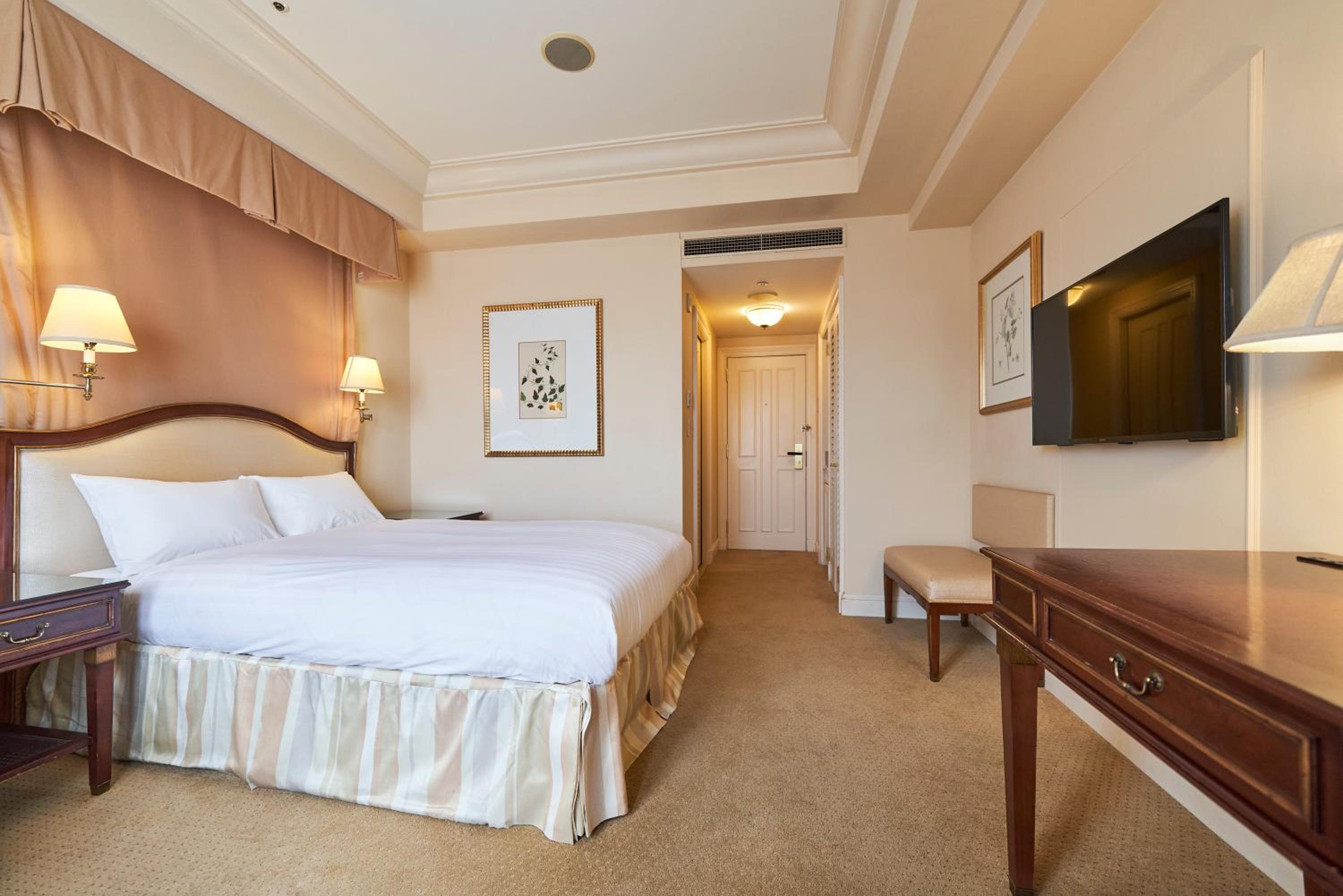 Semi Room, Standard, Single, Semi Double Bed