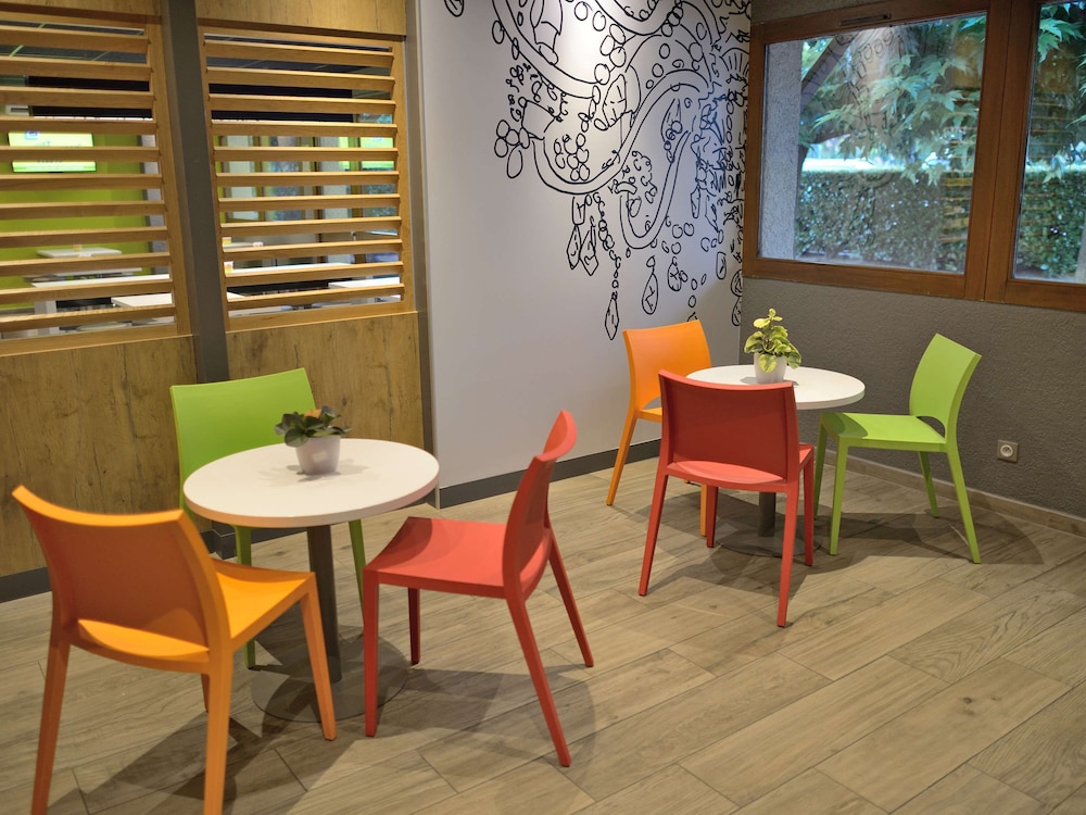 Ibis Budget Avignon Nord 33/39