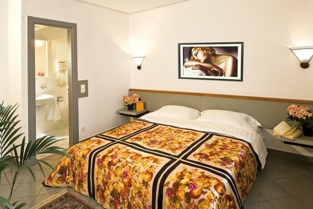 Hotel Ristorante Bahnhof Haus 10/50