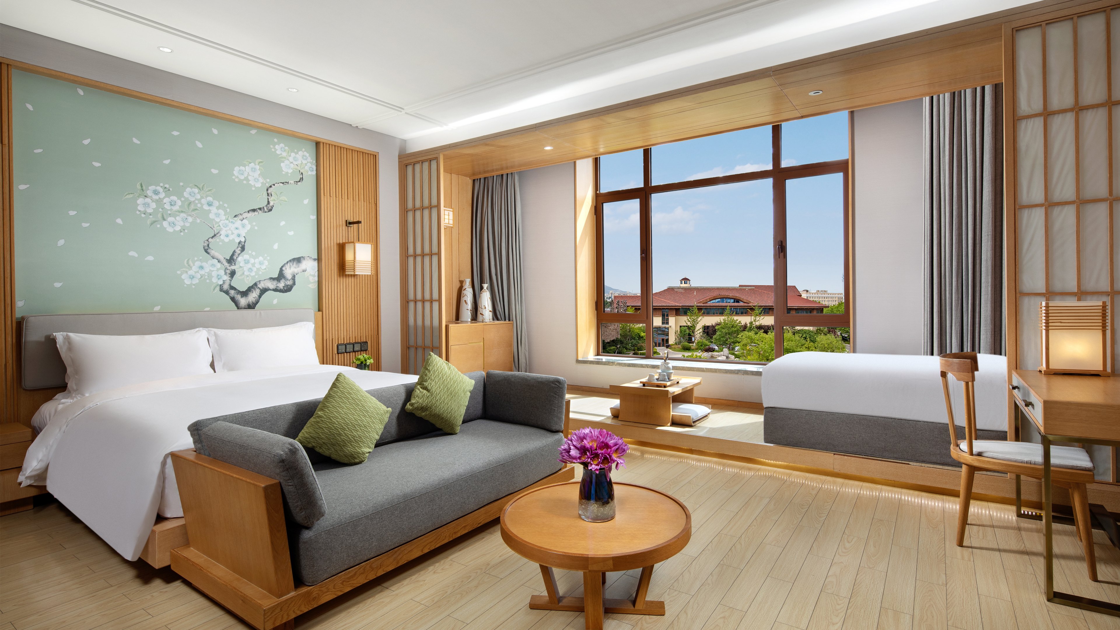 Premium, King Bed