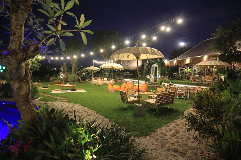 Taulan Villa and Restaurant 31/50