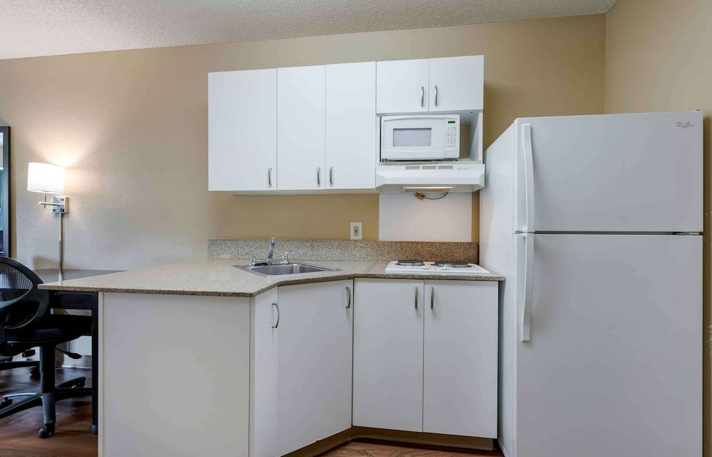 Extended Stay America Pleasant Hill - Buskirk Avenue 41/46