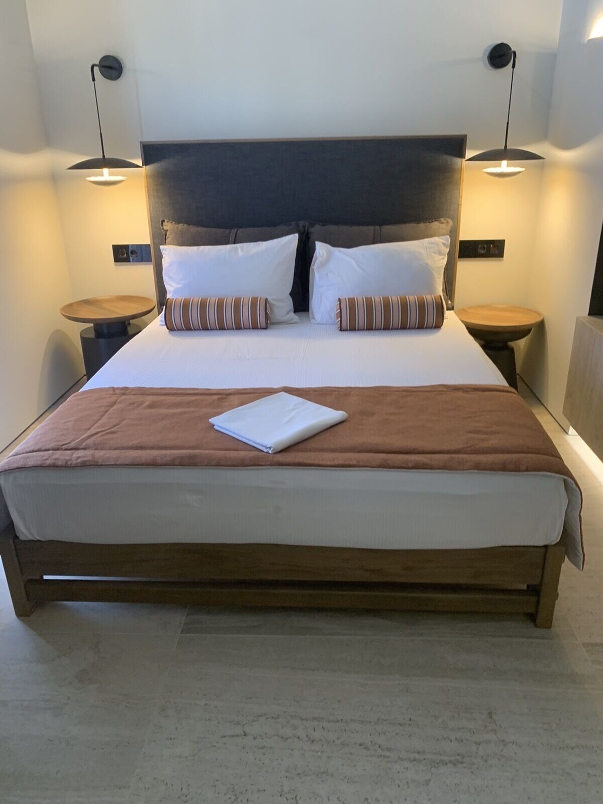 جناح غراند بسرير كوين مع أريكة بجاكوزي، Aktaion Beach Boutique Hotel and Spa 2/5