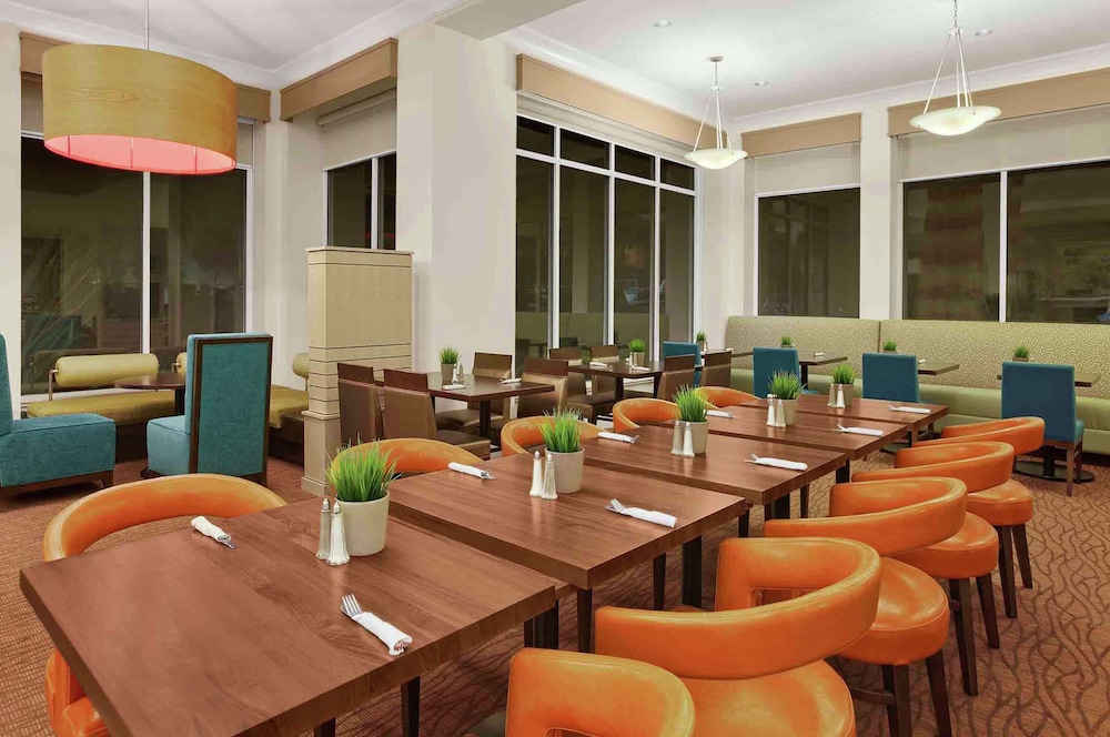 Hilton Garden Inn San Francisco Airport North 48/56