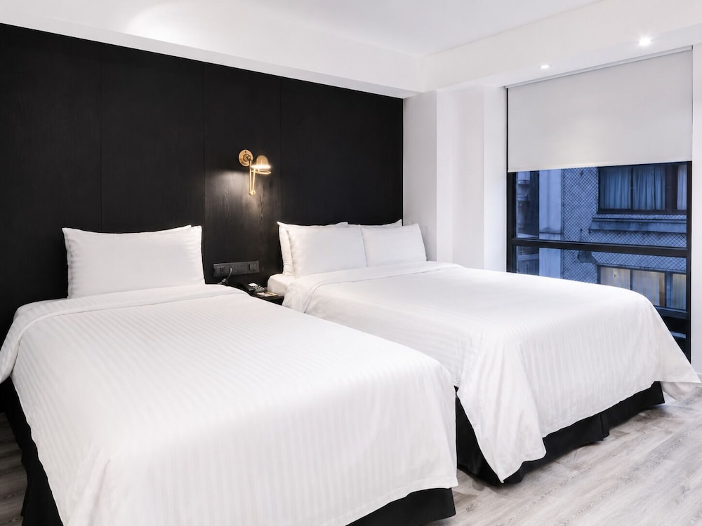 Hotel Relax Iii 28/69