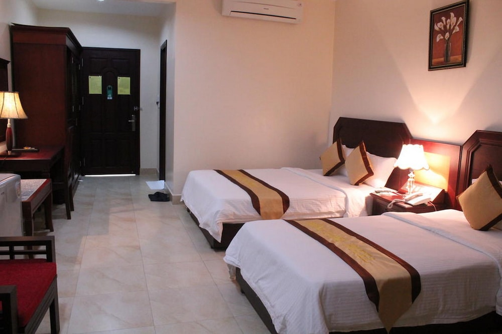 Hung Long Harbour Hotel 16/58