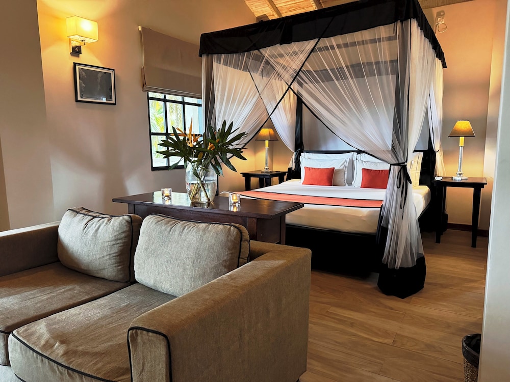 Tabula Rasa Resort 24/69