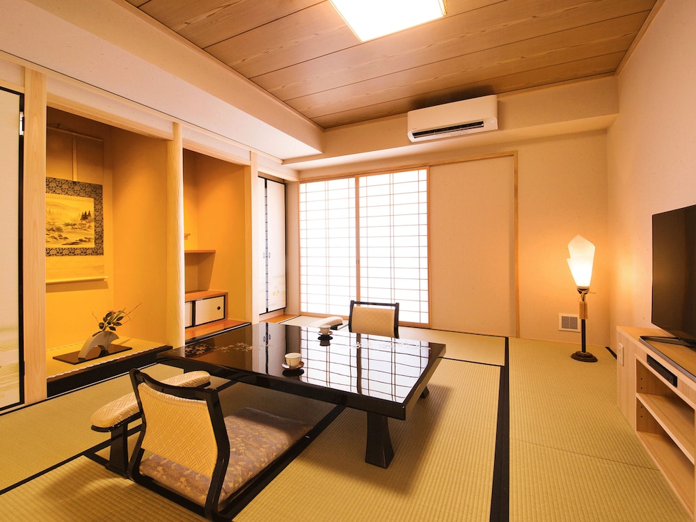 Ryokan Kanade 35/63