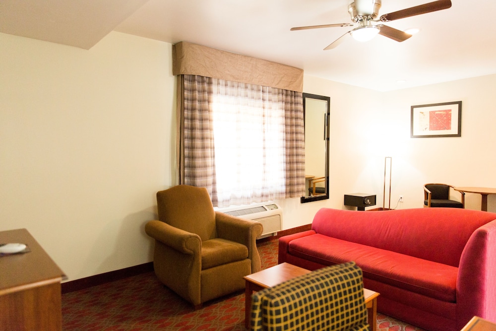 Quality Inn & Suites Goodyear - Phoenix West 27/42