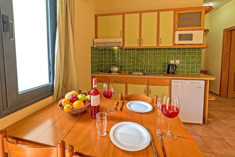 Blue Aegean Hotel and Suites 48/64