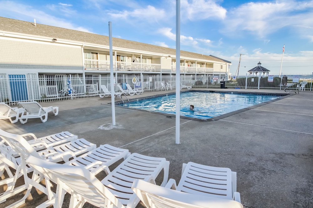 InnSeason Resorts Surfside 48/50